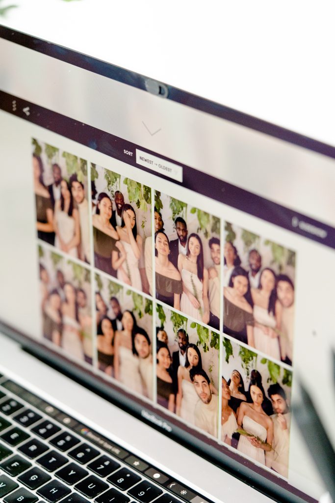Live Galleries