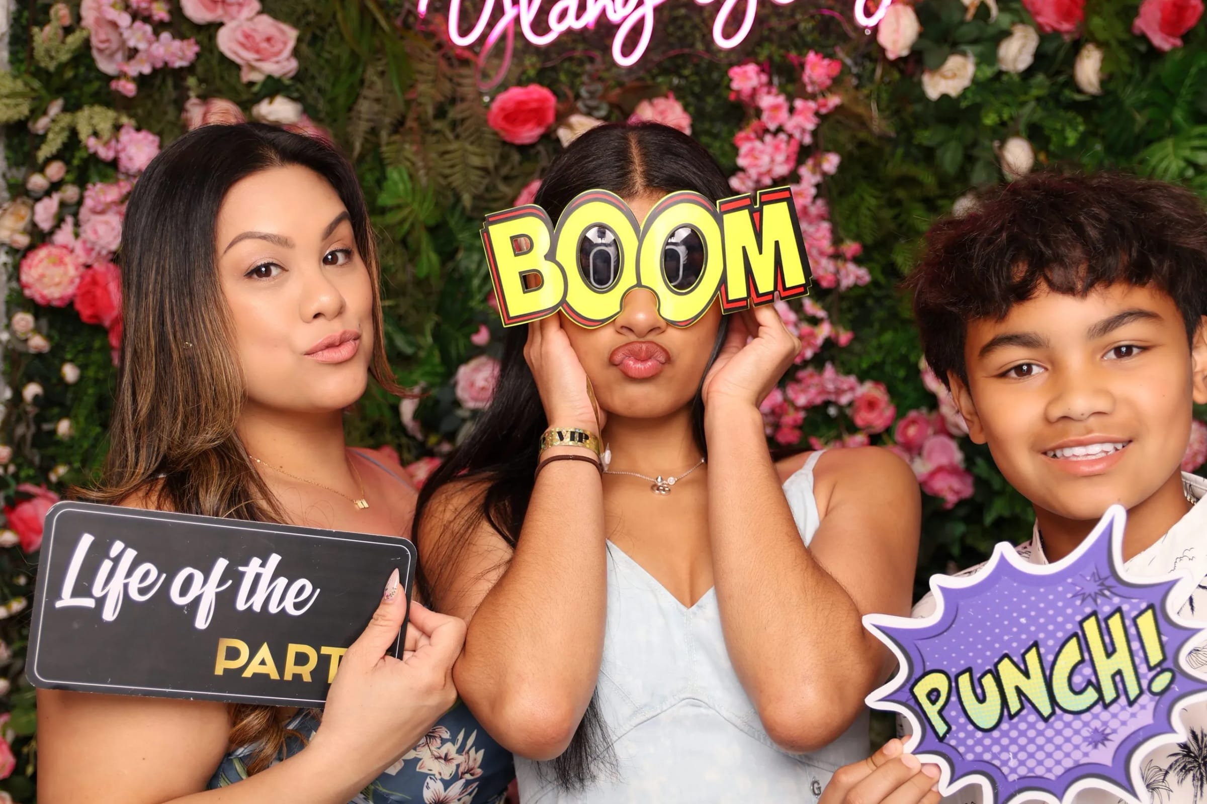 Miami Epic Photobooths glam booth experience