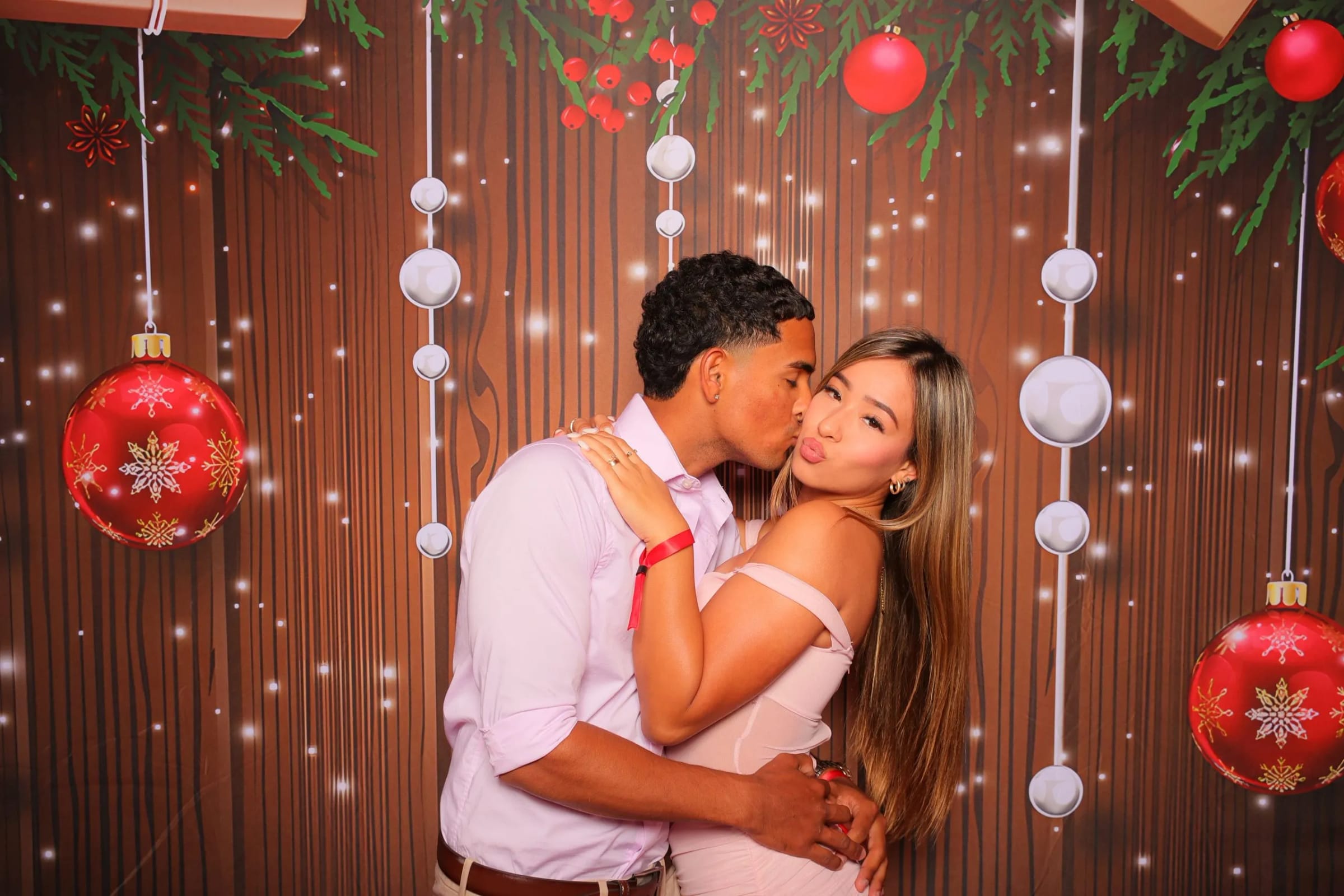 0325-BB_Holiday_Party_2025-d6